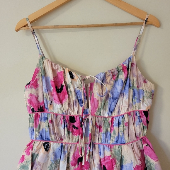 Aureum Women's Watercolour Spring Floral Bubble Hem Romper Size Medium - Picture 4 of 9